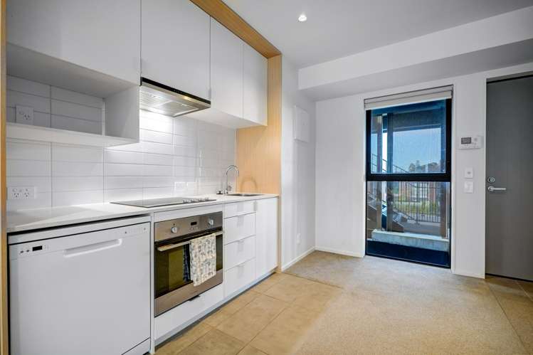 209/4 Bluegrey Avenue Stonefields_4