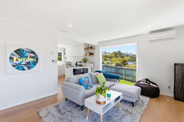 65 Chartwell Drive Crofton Downs_3