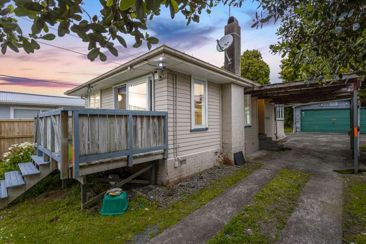 15 Paton Avenue Te Atatu South_15