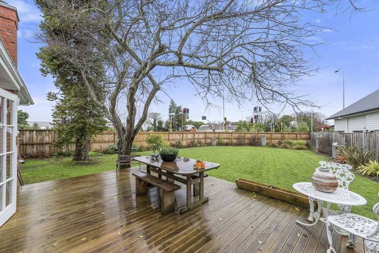 143 Peachgrove Road Hamilton East_14