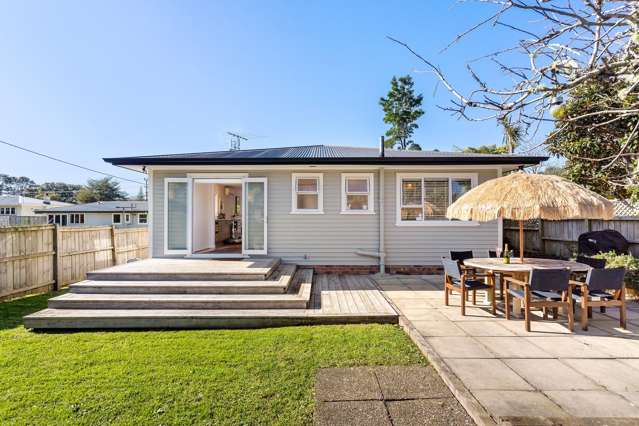 157 Atkinson Road Titirangi_1