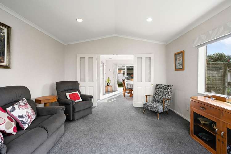 27 Northmeadow Drive Rototuna_10