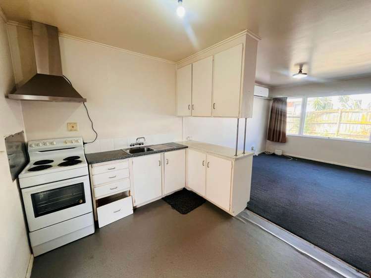 4/12 Cambourne Road Papatoetoe_3