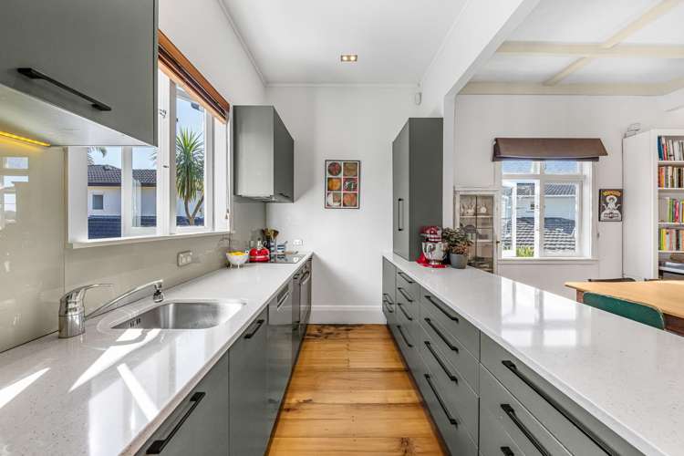 9 Mons Avenue Mount Roskill_14