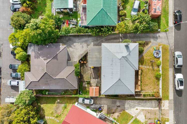 2/99 Bruce Road Glenfield_17