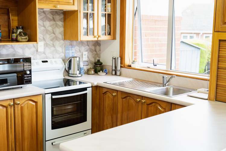 87 Riselaw Road Calton Hill_12
