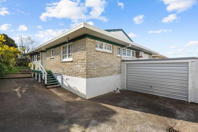 1/208 Pakuranga Road Pakuranga Heights_1