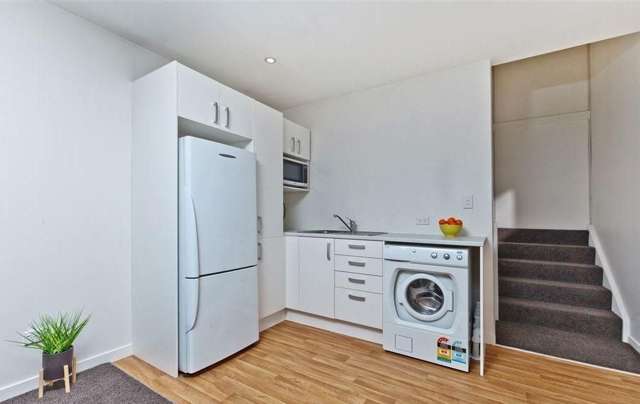 23 Catalina Crescent Forrest Hill_3