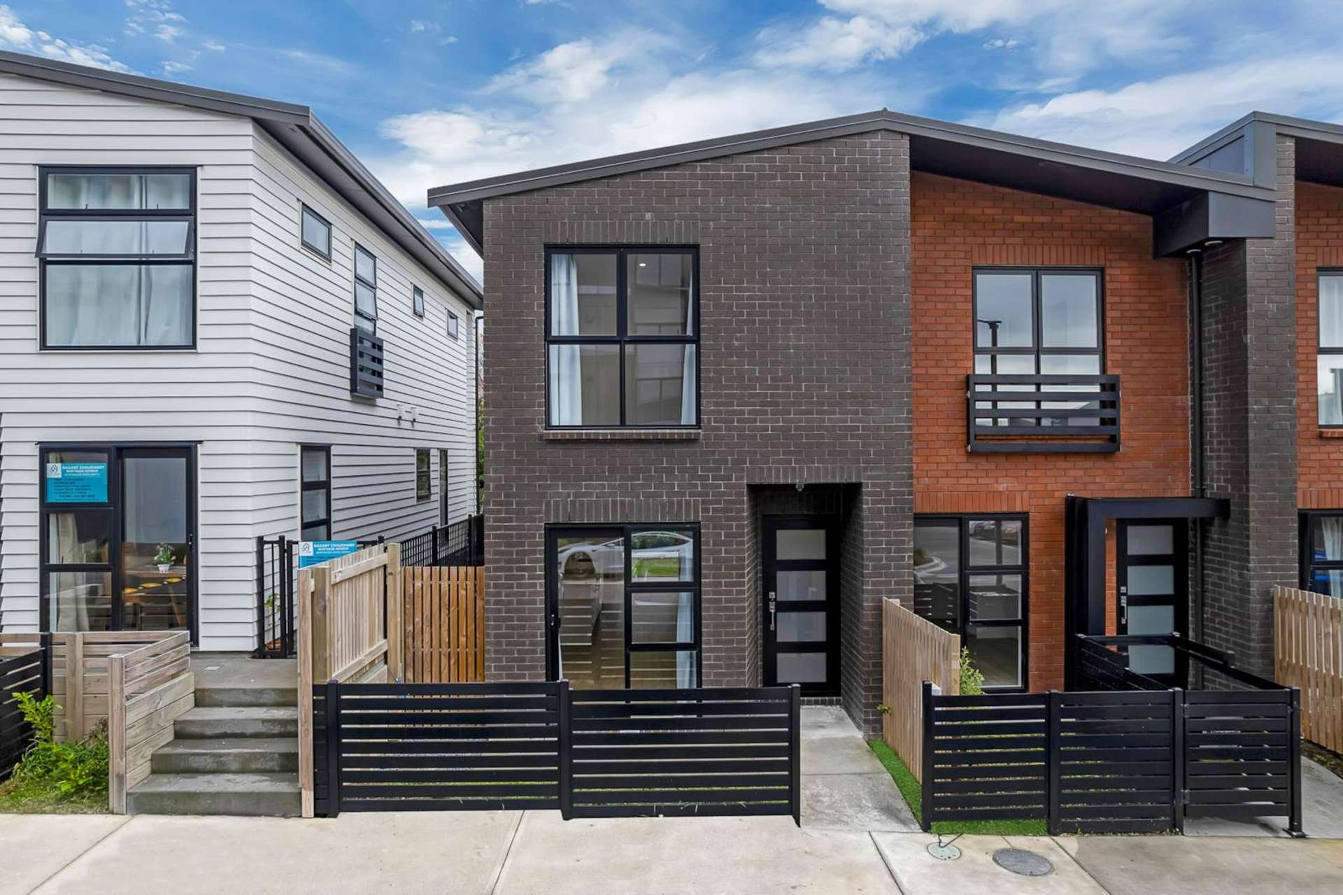 24 Rauemi Way Te Atatu South_0