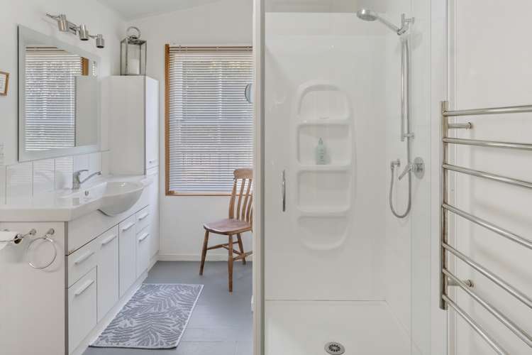 67 Eighty Eight Valley Road Wakefield_9