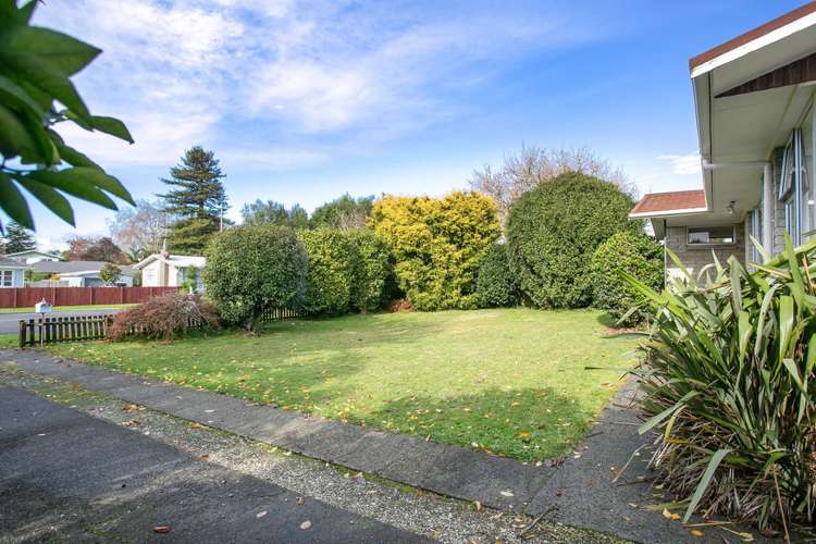 6 Hillary Place Leamington_16