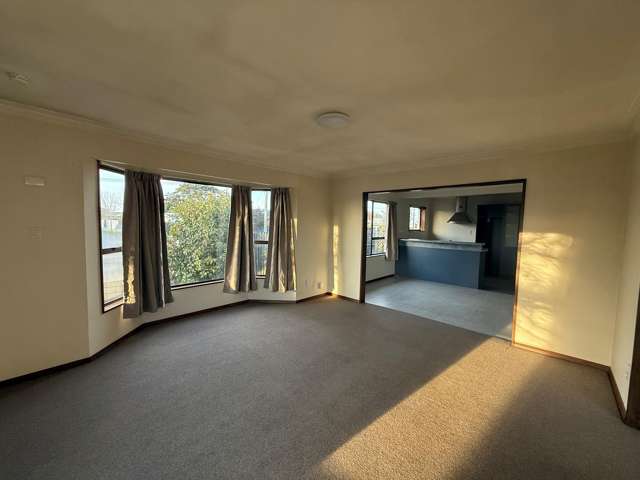 1/52B Chipping Lane Redwood_4