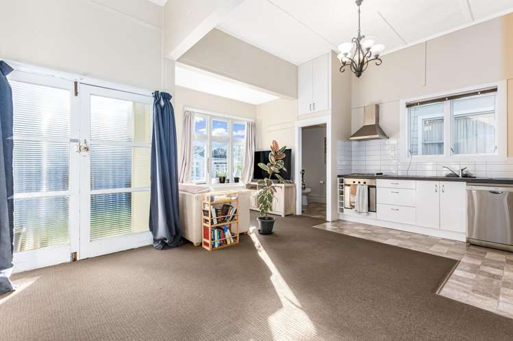 15 Porritt Avenue Mount Victoria_2