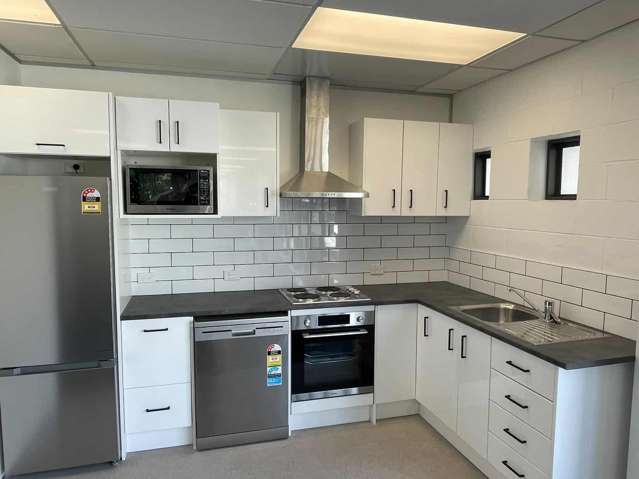 132 Hurstmere Road Takapuna_3