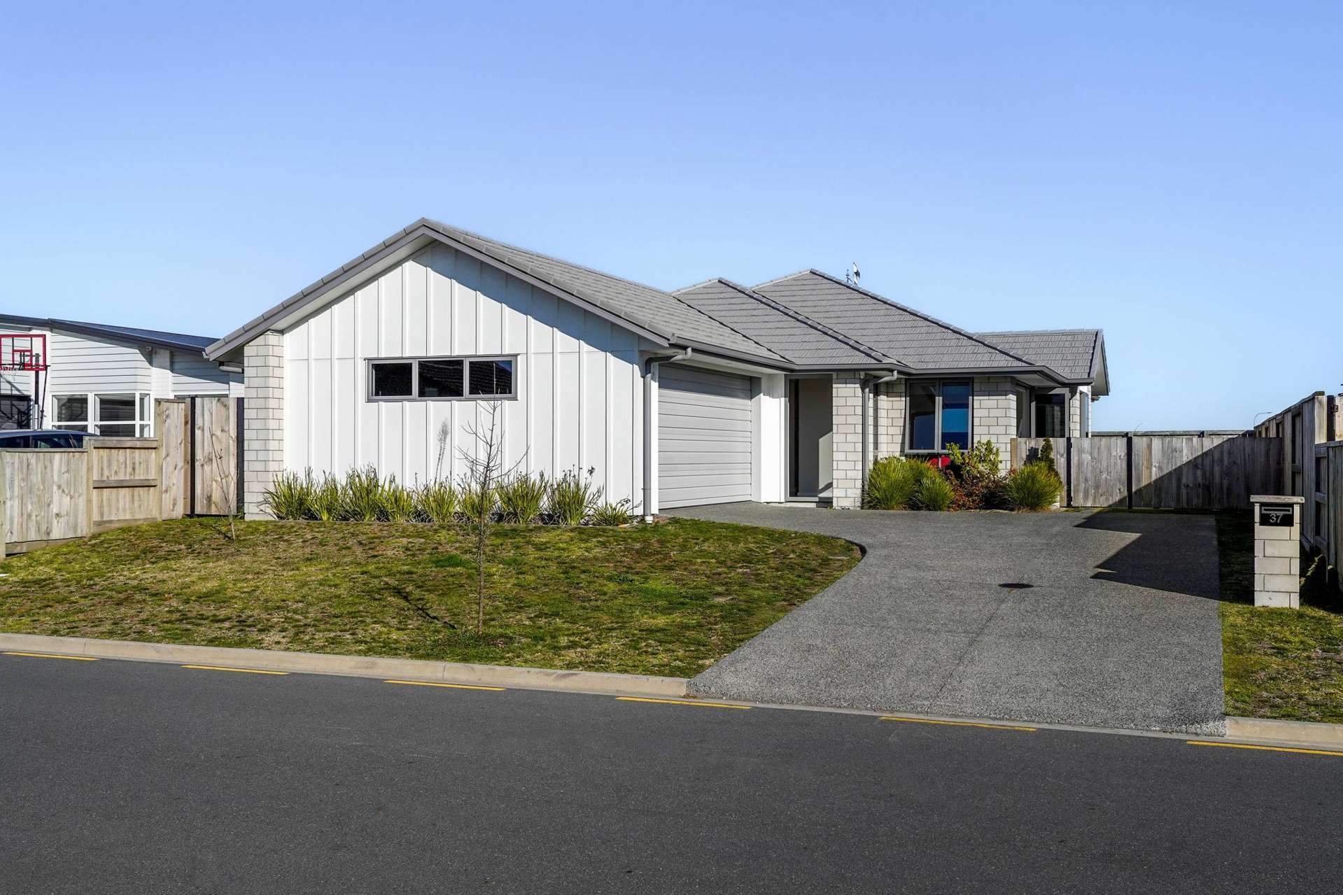 37 Kaiora Drive Papamoa Beach_0