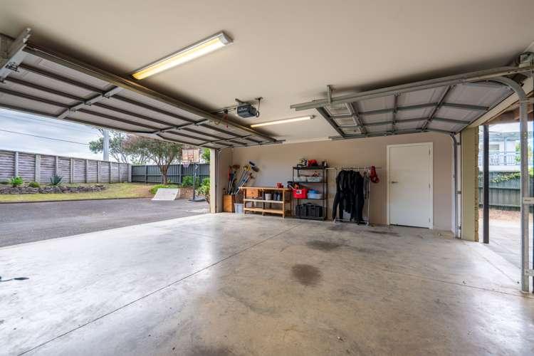 1 Lorenzen Bay Road Raglan_32