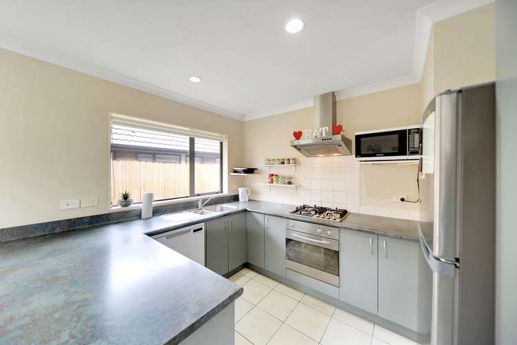 12 Old Park Place Takanini_9