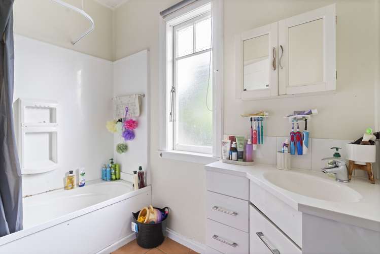 2 Keeling Road Henderson_6