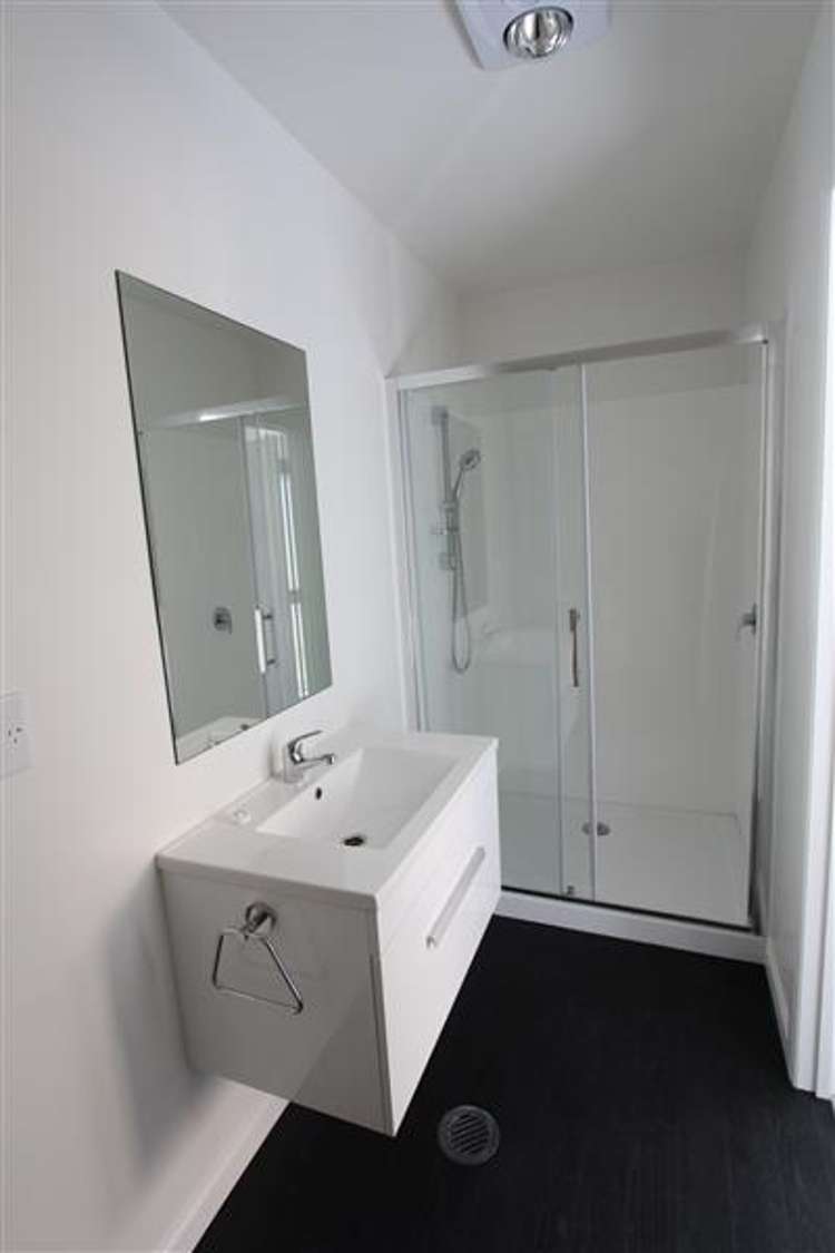 B/1/5 Edgecumbe Street 3295_6