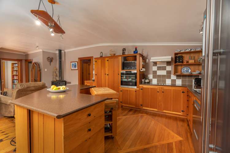 64 Tauraroa Road Maungakaramea_13