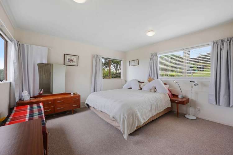 21 Sunset Road Totara Vale_21