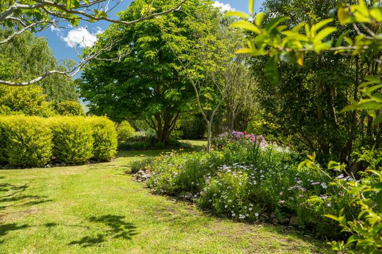 33 Tararua Drive Upper Plain_23