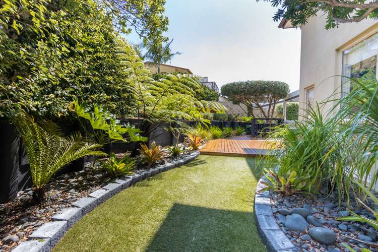 21 West Hoe Heights Orewa_3