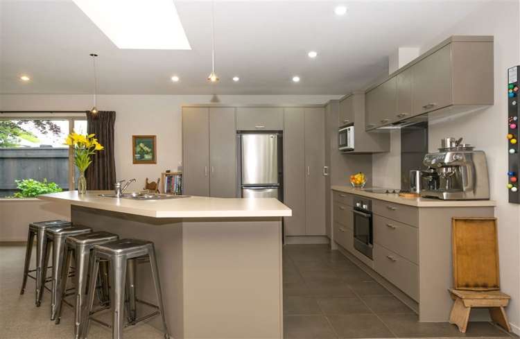 10 Roussel Place Springlands_3