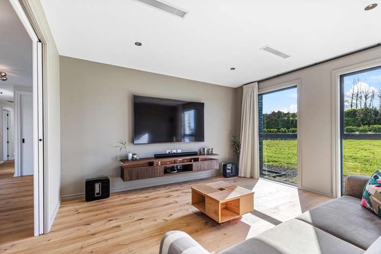 1 Runway Rise Dairy Flat_10