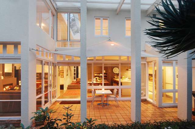 2/19 Waiatarua Road Remuera_1