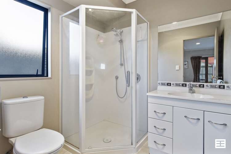 4 Brackenburn Drive Ohauiti_13