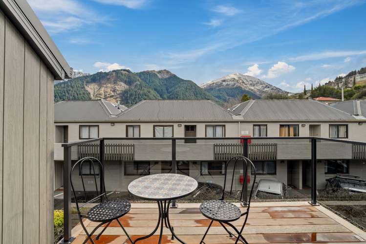 6 Sterling Lane Queenstown_8
