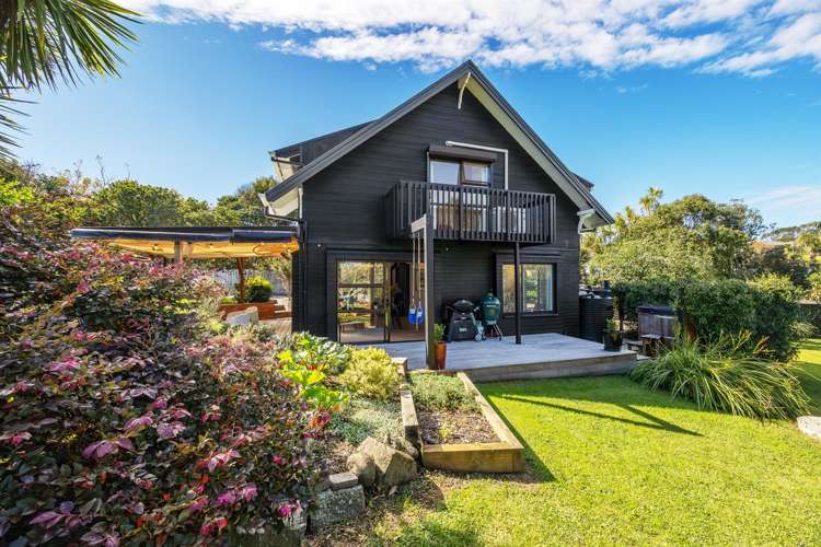 3 Muriwai Road Waimauku_31