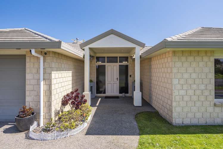 170 Guildford Drive Paraparaumu Beach_4