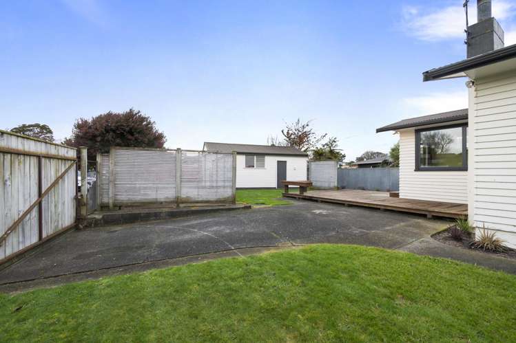 2 Croxley Place Terrace End_8