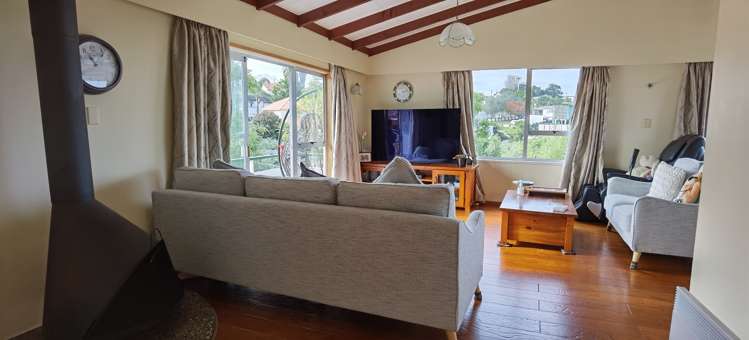 67 Ravenwood Drive Forrest Hill_10