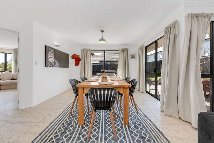 21 Blakewell Place Beachlands_1