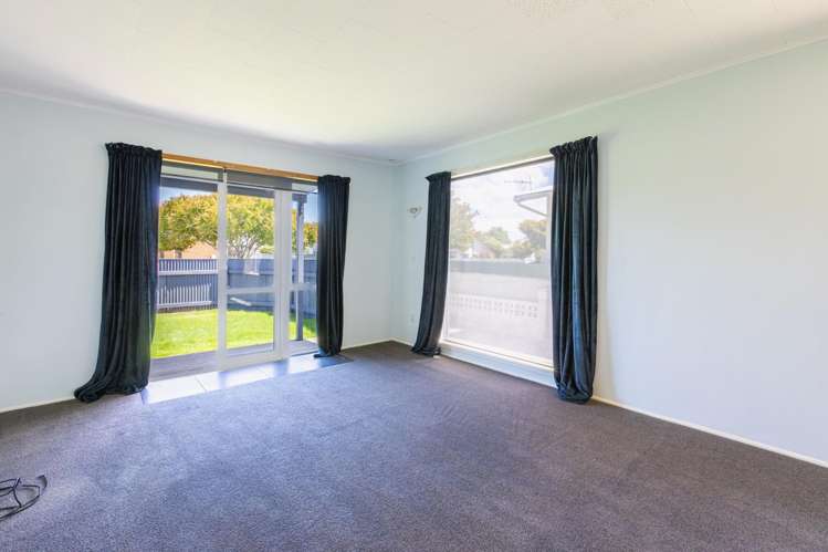 902 Dufferin Street Akina_6