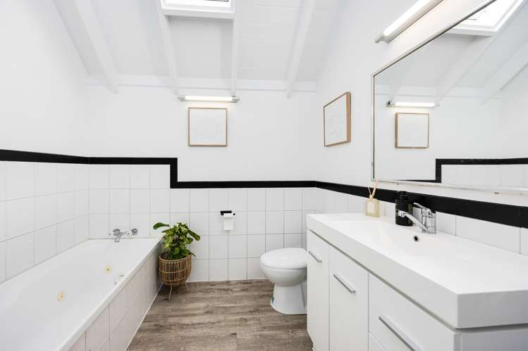 29 Masterton Road Rothesay Bay_21