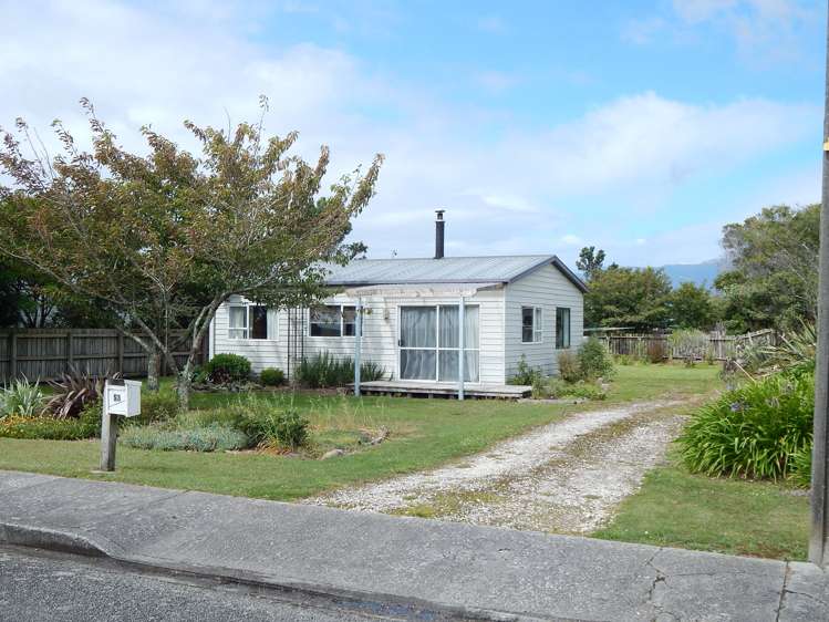 53 Marine Parade Carters Beach_21