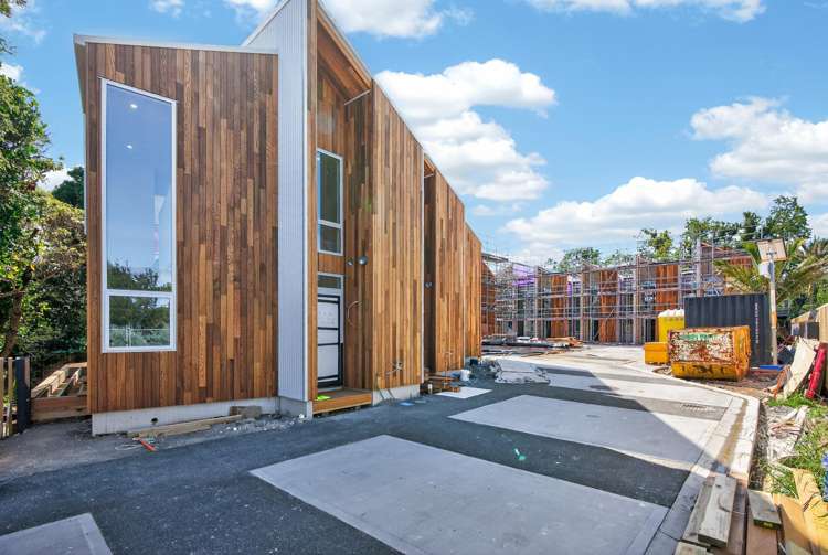 1 Nikau Grove Woburn_13