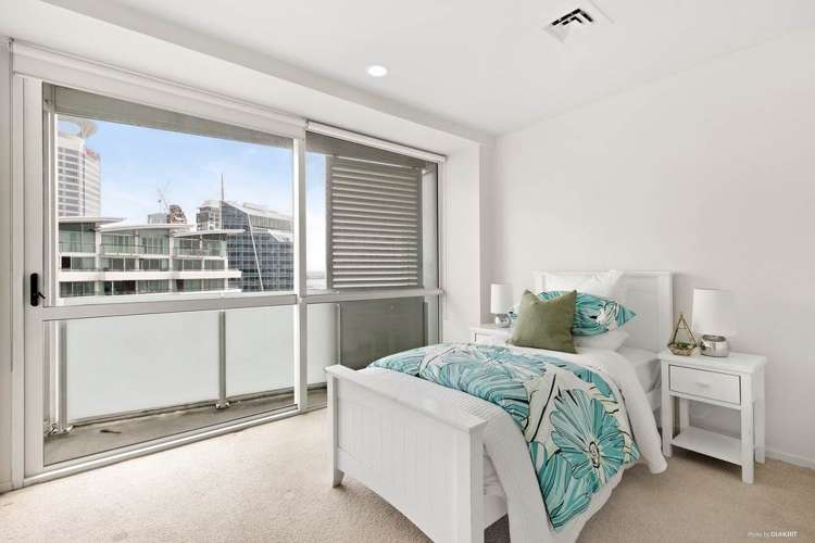 2206/10 Waterloo Quadrant Auckland Central_2