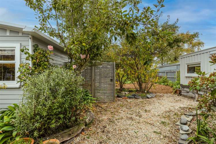 64 Sandwich Road Beckenham_13