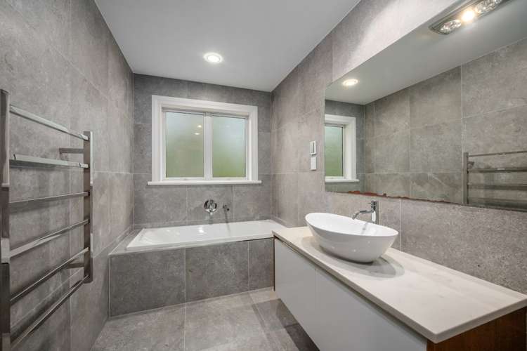 51 Blacks Road Greenhithe_21