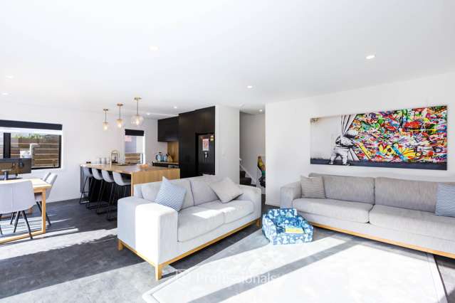 22 Palmer Crescent Silverstream_3