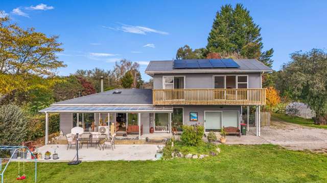 87 Pigeon Valley Road Wakefield_1