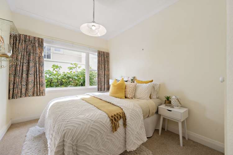 10 Streatlam Crescent Strathmore Park_10