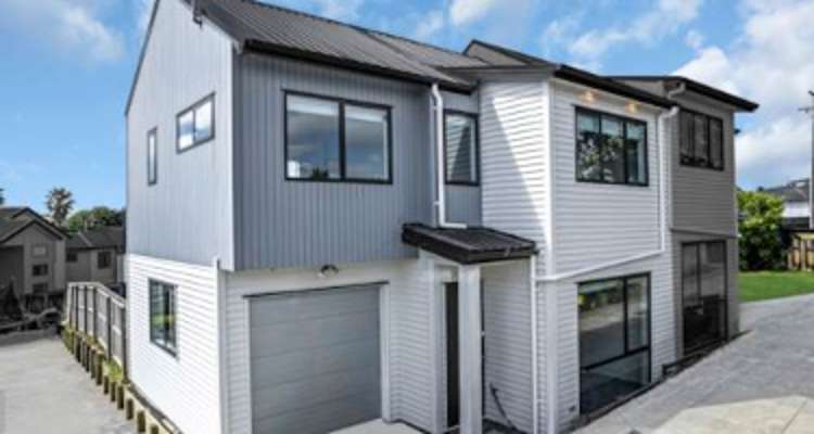 22b Tui Crescent_0