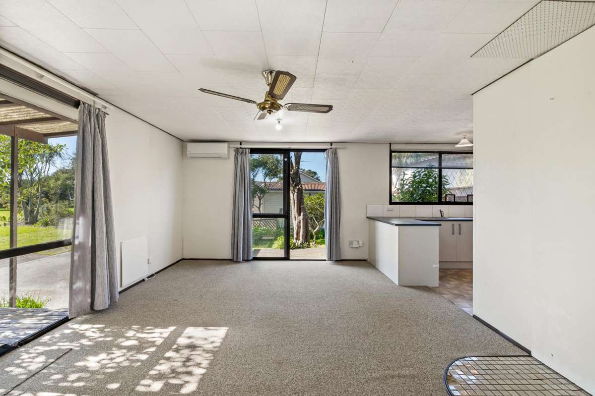 2/48 Queen Mary Avenue_5