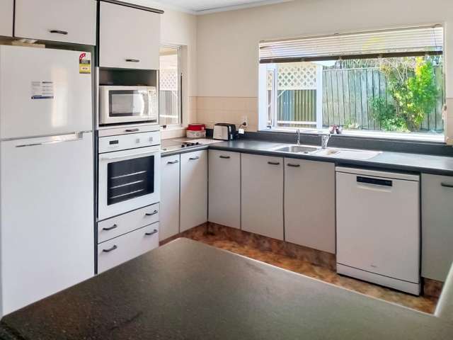 129 Seabury Avenue 1207_1